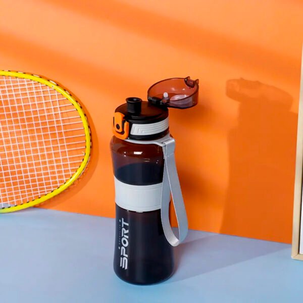 650ml Frosted Plastic Water Bottle - Image 4